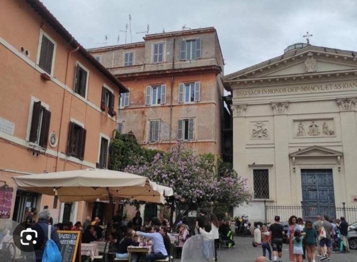 Central Apartment In Trastevere 로마 외부 사진